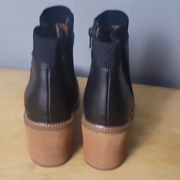 Korks By KORKS Ease Black Ankle Boots Chunky Stacked Heel - Picture 3 of 9